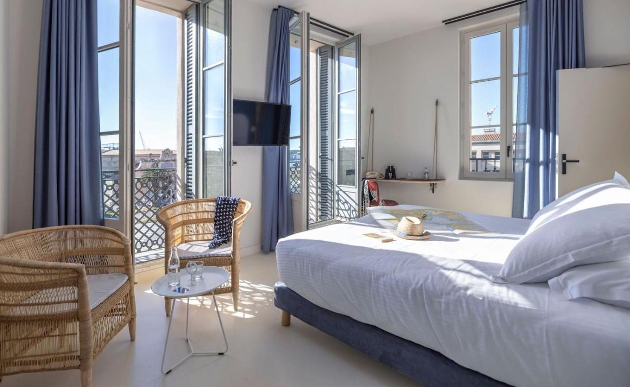 L'Eautel Toulon Centre Port Hotel Bagian luar foto