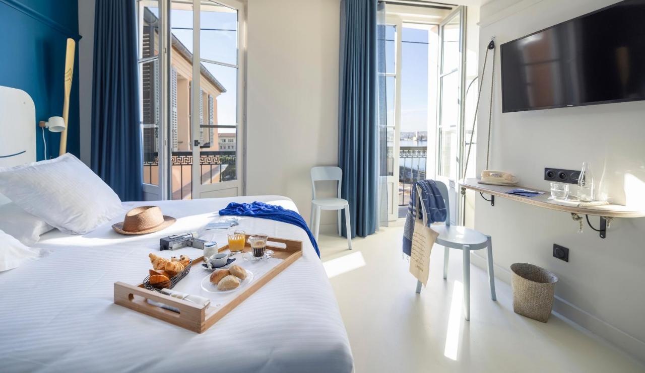 L'Eautel Toulon Centre Port Hotel Bagian luar foto
