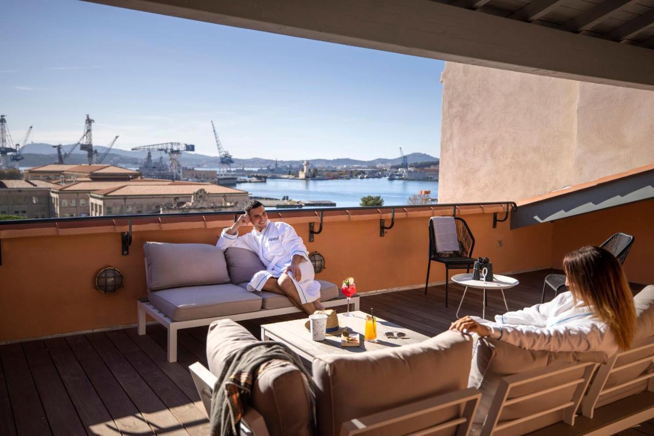 L'Eautel Toulon Centre Port Hotel Bagian luar foto